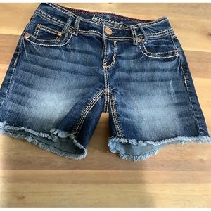 Ariva shorts women’s size 9/10